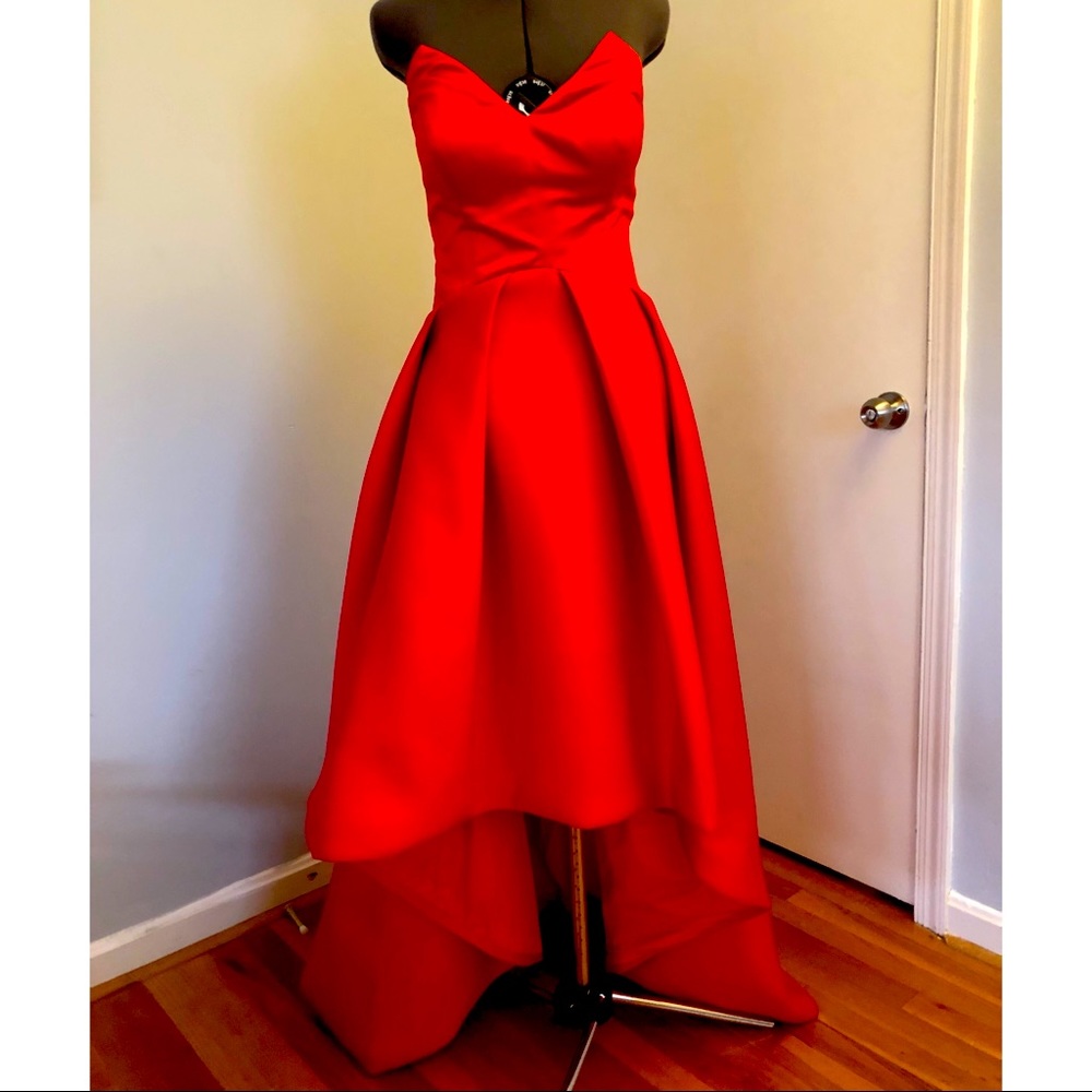 Red strapless hi-lo prom homecoming cocktail gown